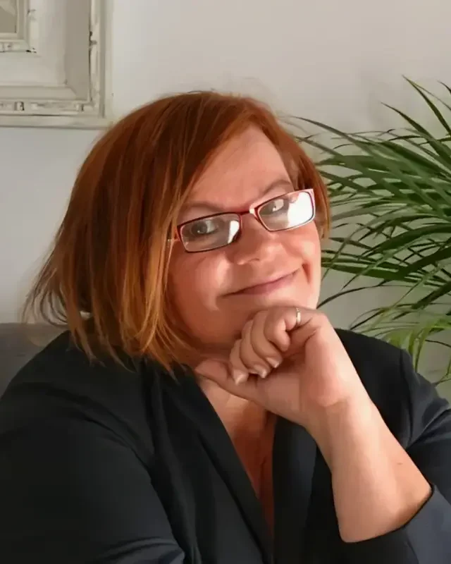 Eliana D.
