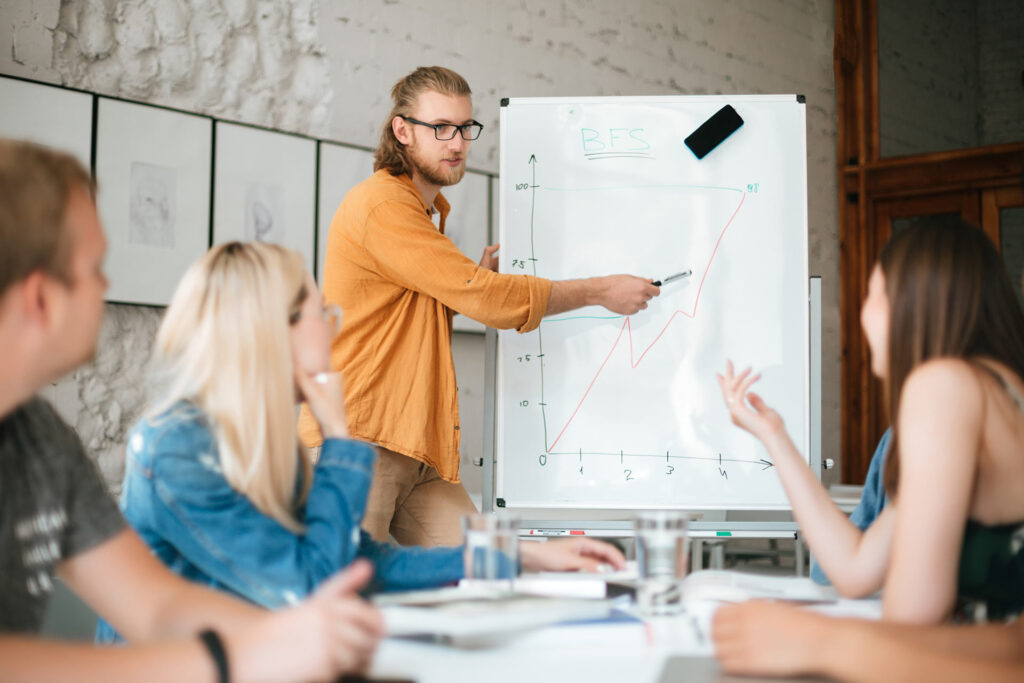 In-House Team vs Cannabis Marketing Agency: Which Is Best?